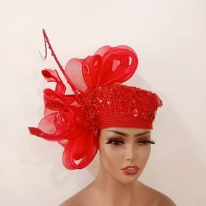 Elegant Classy One Of A Kind Hand Made Fascinator

FAS1 0226